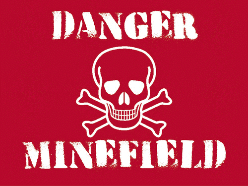 danger-minefield-skull-and-crossbones-on-red-background-fun-sign-for-garden-house-bar-pub-bedroom-door-metal-steel-wall-sign
